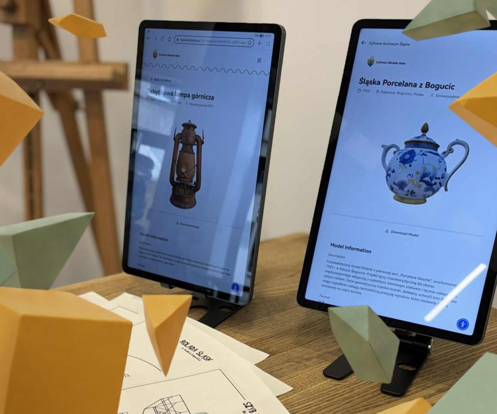 Innovation workshop where participants create cultural and technology projects