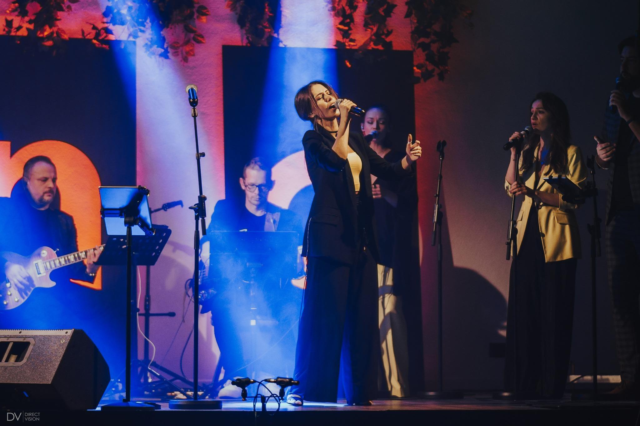 A female singer performs on stage during a concert celebrating the 100th anniversary of Silesia’s incorporation into Poland.